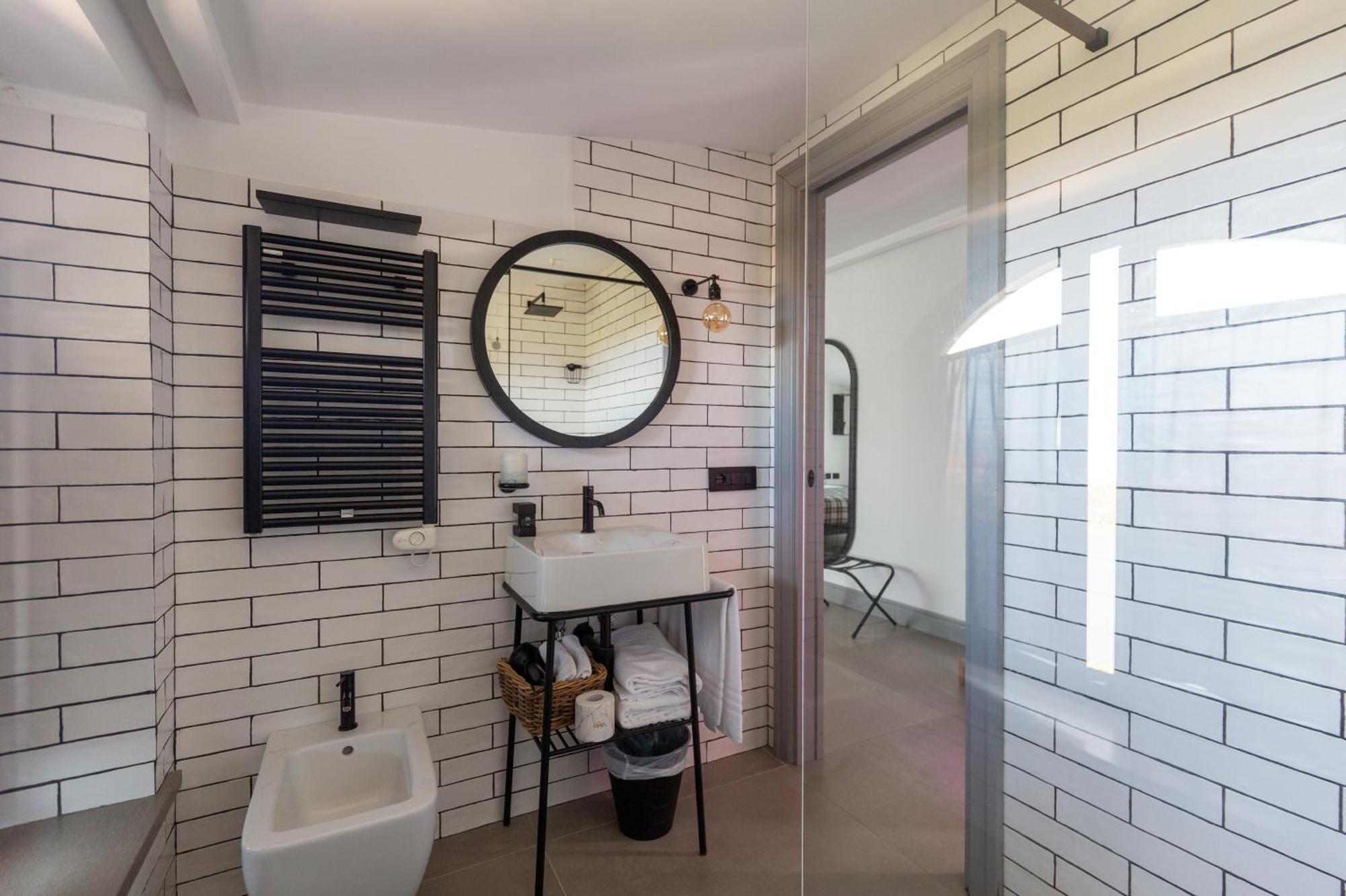 Deluxe Double or Twin Room Sea View