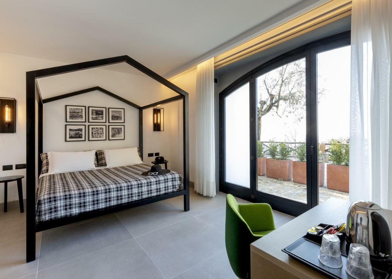 Deluxe Double Room Patio Sea View