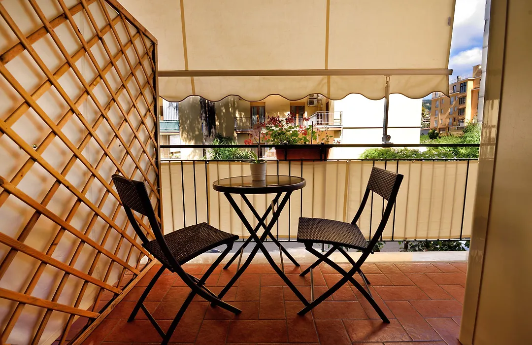 Sorrento Rooms-1